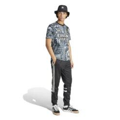 Adidas Arsenal 23/24 Ian Wright Prematch Jersey (Black/White) -Sports-Football Apparel adidas arsenal 23 24 ian wright prematch jersey bl 4