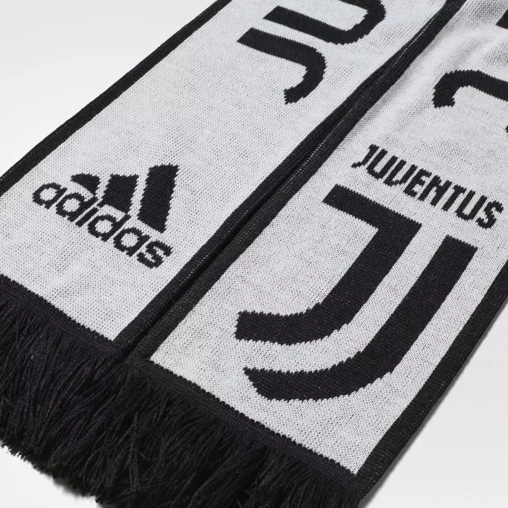 Adidas Juventus Scarf 5 Adidas Juventus Scarf - Image 3