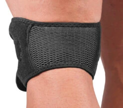Mueller Adjustable Max Knee Strap -Sports-Football Apparel mueller adjustable max knee strap 2