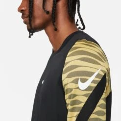 Nike Dri-Fit Strike SS Top (Black/Gold) 9 Nike Dri-Fit Strike SS Top (Black/Gold) -Sports-Football Apparel nike dri fit strike ss top black gold 2