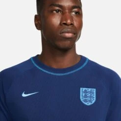 Nike England 2022 Travel Top (Navy) 24 Nike England 2022 Travel Top (Navy) -Sports-Football Apparel nike england 2022 travel top navy 10