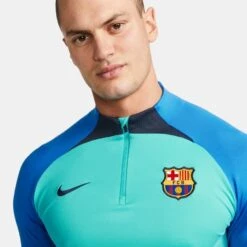 Nike FC Barcelona 22/23 Strike 1/4 Zip Top (Aqua) 10 Nike FC Barcelona 22/23 Strike 1/4 Zip Top (Aqua) -Sports-Football Apparel nike fc barcelona 22 23 strike 1 4 zip top aqua 2