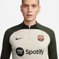 Nike FC Barcelona 23/24 Strike Drill Top 1/4 Zip (Tan) 11 Nike FC Barcelona 23/24 Strike Drill Top 1/4 Zip (Tan) -Sports-Football Apparel nike fc barcelona 23 24 strike drill top 1 4 zip t 2