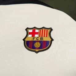 Nike FC Barcelona 23/24 Strike Drill Top 1/4 Zip (Tan) 13 Nike FC Barcelona 23/24 Strike Drill Top 1/4 Zip (Tan) -Sports-Football Apparel nike fc barcelona 23 24 strike drill top 1 4 zip t 4
