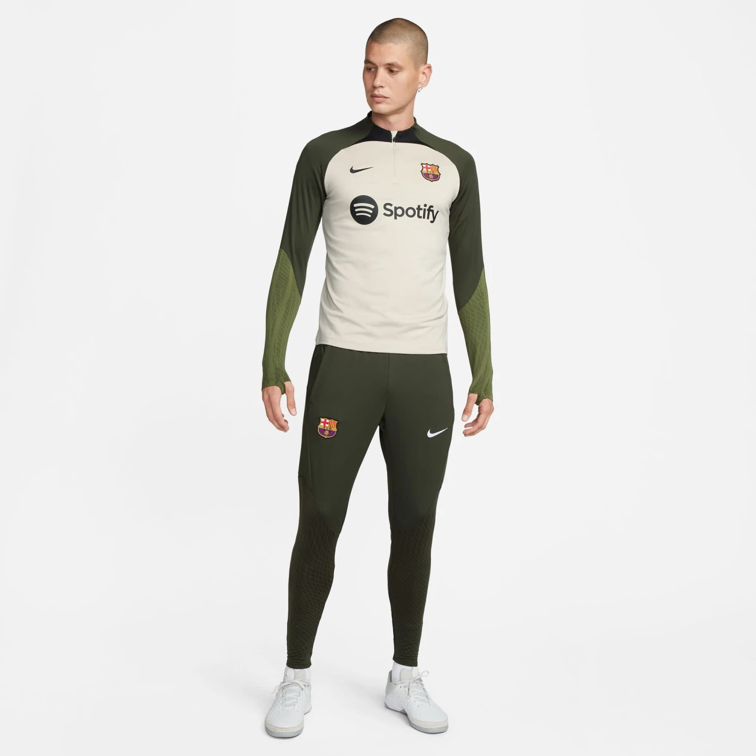 Nike FC Barcelona 23/24 Strike Drill Top 1/4 Zip (Tan) 9 Nike FC Barcelona 23/24 Strike Drill Top 1/4 Zip (Tan) - Image 7