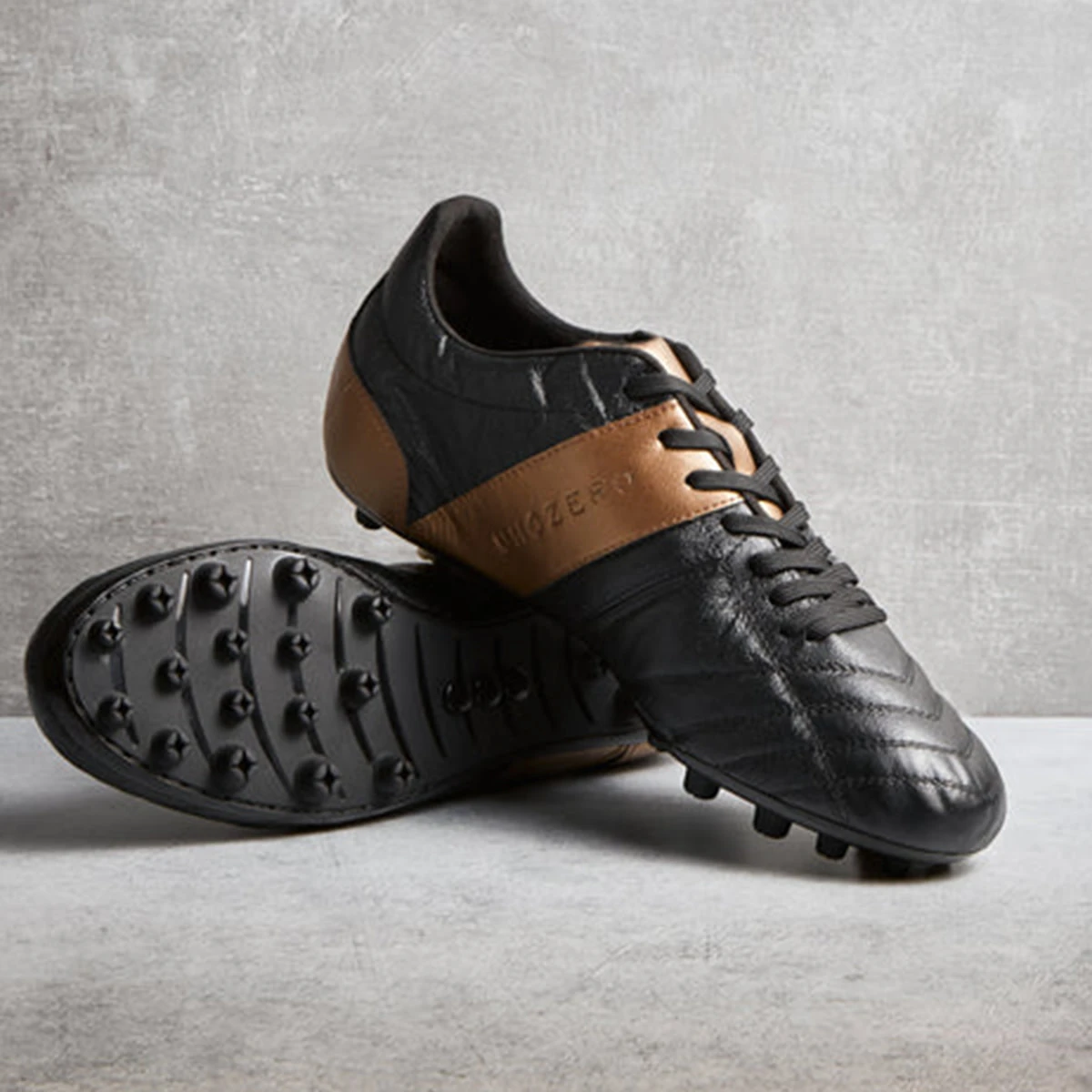 UnoZero Modelo 1.0 AG (Black/Gold) 3 UnoZero Modelo 1.0 AG (Black/Gold)